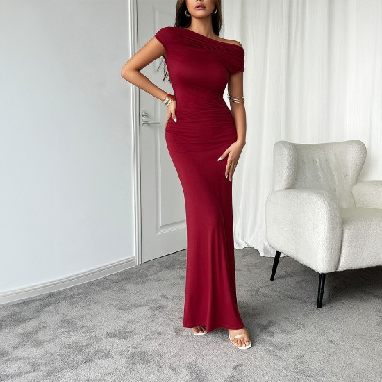 Di Yun's Spring/Summer 2025 cross-border Amazon dress for women is a sexy, slimming, off-the-shoulder short-sleeved one-step body-hugging dress
