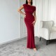 Di Yun's Spring/Summer 2025 cross-border Amazon dress for women is a sexy, slimming, off-the-shoulder short-sleeved one-step body-hugging dress
